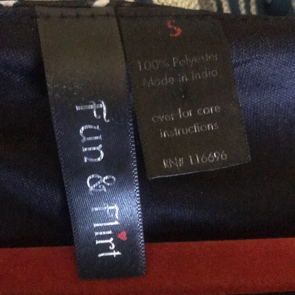 Fun & Flirt Swallow Print Dress - Picture 4 of 4